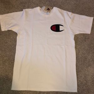 Champion short sleeve shirt